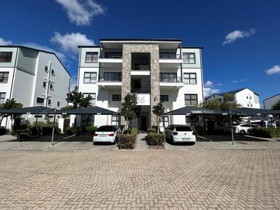 Apartment / Flat For Sale in De Zicht Estate, Milnerton