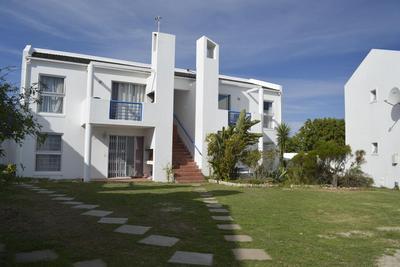 Apartment / Flat For Sale in Marina Da Gama, Cape Town